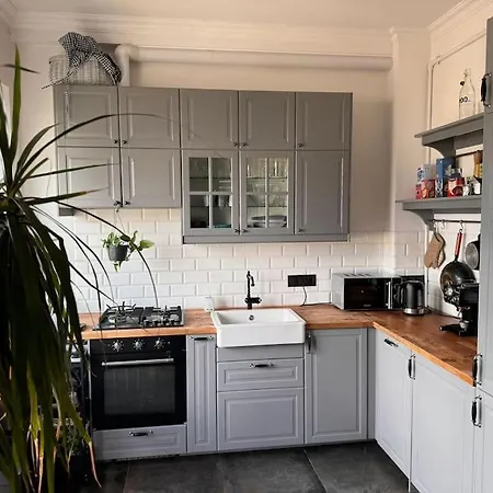 Lux Canada Penthouse Varşova